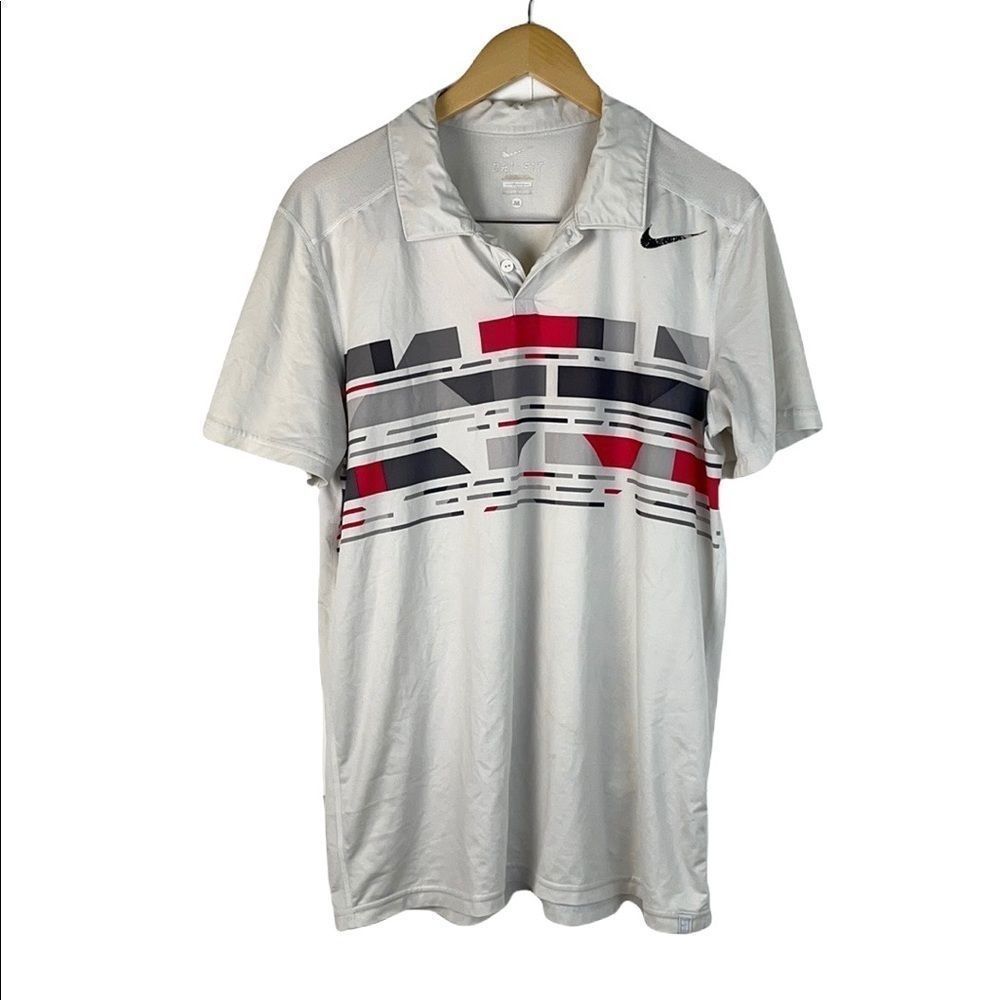 Nike Dri Fit Men’s Short Sleeve T-Shirt Size M